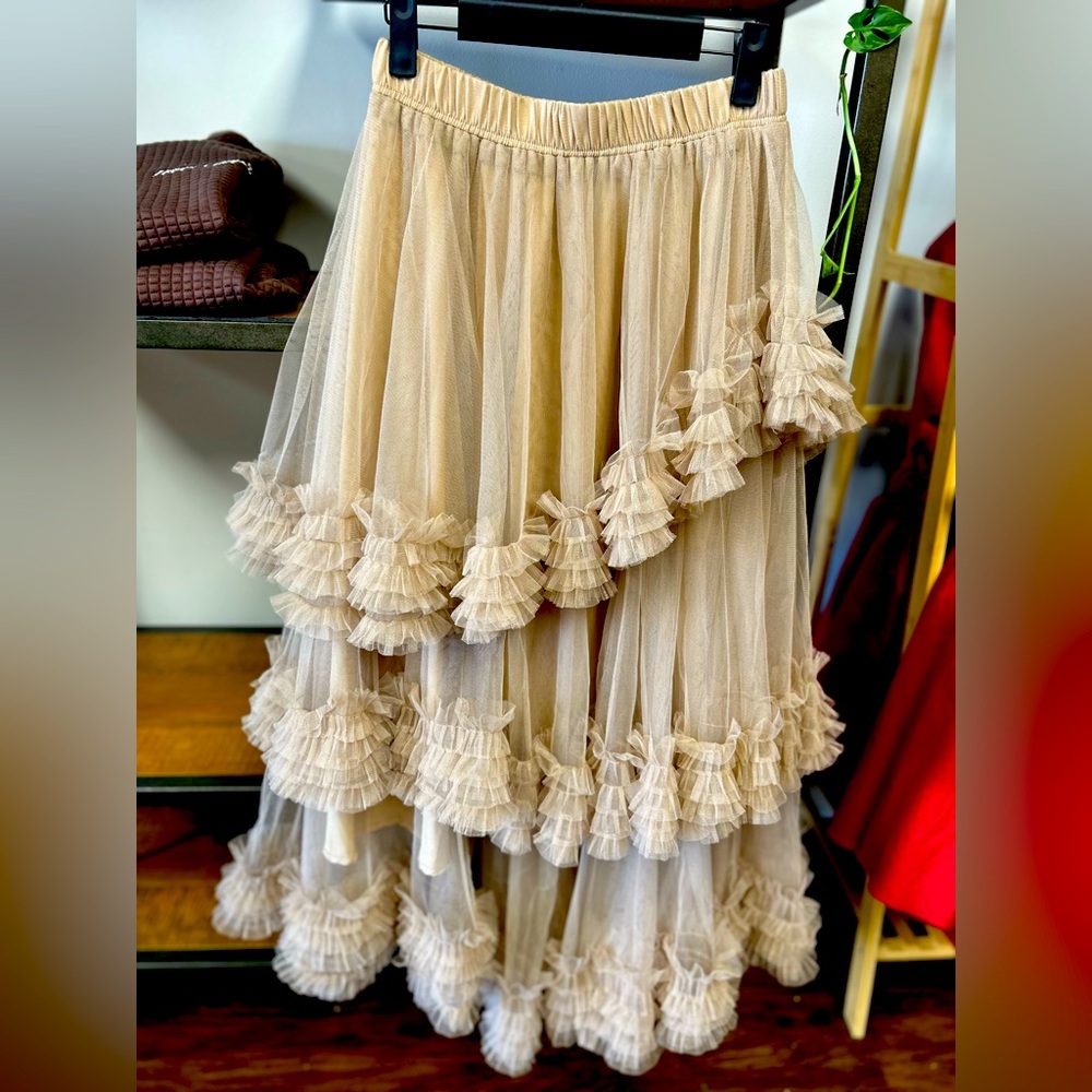 Cream Tulle ruffled maxi skirt